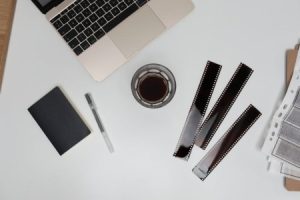 Read more about the article Creating a Peaceful Workspace-Feng Shui Energy Ornaments for Office Productivity