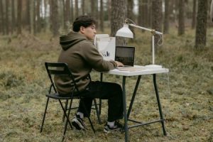 Read more about the article Creating a Peaceful Workspace-The Best Feng Shui Ornaments for Productivity