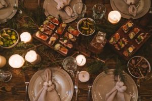 Read more about the article Cultivate Family Harmony-Feng Shui Decor for Dining Areas