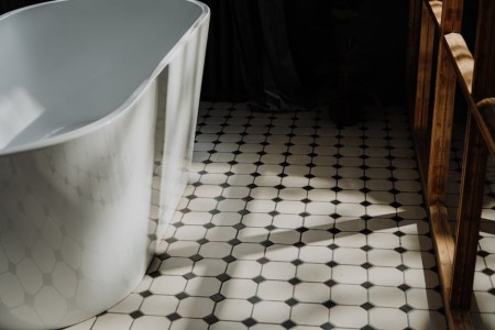 Read more about the article Designing a Peaceful Retreat-Feng Shui Ornaments for Your Bathroom