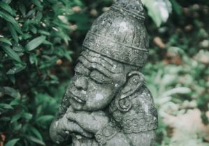 Read more about the article Designing a Zen Garden-Feng Shui Elements for Outdoor Serenity