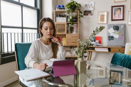 Read more about the article Designing for Success-Feng Shui in Your Home Office for Career Growth