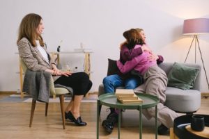 Read more about the article Discover the Best Feng Shui Crystals for Emotional Healing and Well-Being