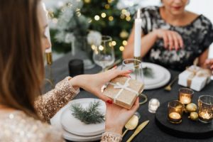 Read more about the article Discover the Best Feng Shui Ornaments for Seasonal Energy Shifts