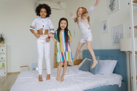 You are currently viewing Easy Feng Shui Solutions-Quick Fixes with Energy Ornaments for Your Home