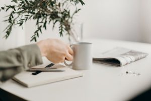 Read more about the article Elevate Your Home Office-Feng Shui Tips and Ornaments for Success and Clarity