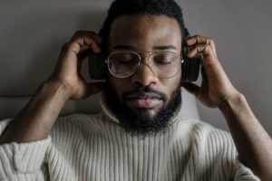 Read more about the article Elevate Your Meditation Space-Feng Shui Items to Promote Calm and Focus