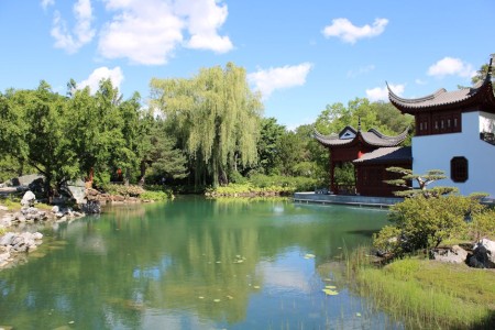 You are currently viewing Elevate Your Outdoor Space-Feng Shui Ornaments for Gardens and Balconies