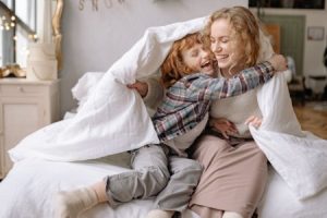Read more about the article Enhance Family Relationships-Feng Shui Items for a Loving Home Environment