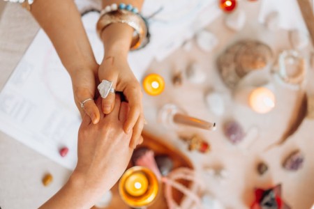 You are currently viewing Enhance Your Meditation Space-Top Feng Shui Ornaments for Inner Peace