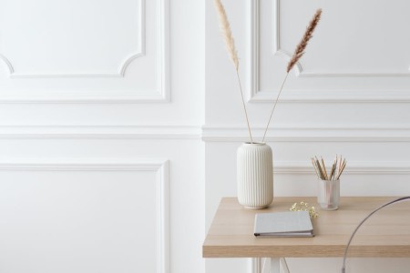 You are currently viewing Enhance Your Workspace-Feng Shui Ornaments for Increased Productivity