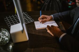 Read more about the article Enhance Your Workspace-Feng Shui Tips and Ornaments for Productivity