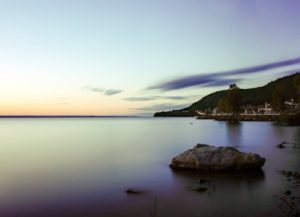 Read more about the article Essential Feng Shui Items for a Peaceful Meditation Space
