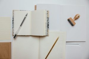 Read more about the article Essential Feng Shui Items for Creating a Harmonious Workspace