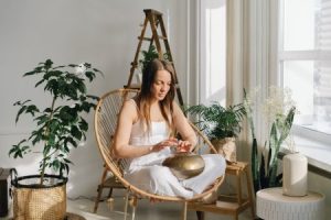 Read more about the article Essential Feng Shui Practices for a Balanced Home Environment with Energy Decor