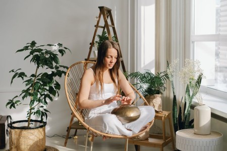 You are currently viewing Essential Feng Shui Practices for a Balanced Home Environment with Energy Decor