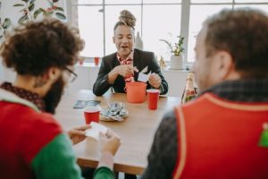 Read more about the article Essential Feng Shui Tips-Choosing the Right Energy Ornaments for Your Office