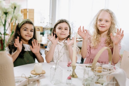 You are currently viewing Family Harmony-Feng Shui Tips to Strengthen Bonds with Energy Decor
