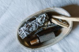 Read more about the article Feng Shui Energy Ornaments-A Guide to Cleansing and Energizing Your Space