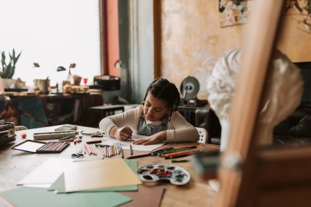 You are currently viewing Feng Shui Energy Ornaments for Enhancing Creativity in Your Home Studio