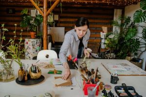 Read more about the article Feng Shui Energy Ornaments for Office Spaces-Enhance Creativity and Focus