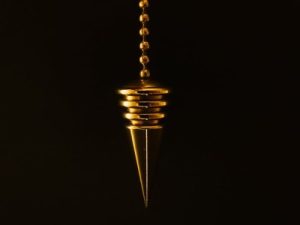 Read more about the article Feng Shui Energy Ornaments-Key Items for Attracting Wealth and Prosperity
