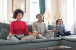 Read more about the article Feng Shui Energy Ornaments-Tips for Enhancing Family Harmony