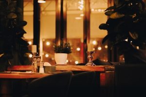 Read more about the article Feng Shui for Entertaining-Ornaments That Create a Welcoming Atmosphere