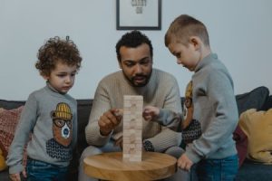 Read more about the article Feng Shui for Families-Energy Ornaments That Promote Unity and Love in Your Home