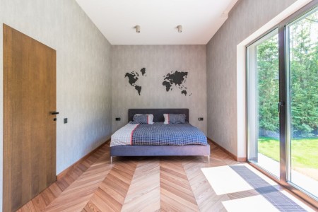 You are currently viewing Feng Shui Items for a Harmonious Bedroom-What You Need to Know