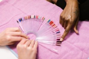 Read more about the article Feng Shui Ornaments-A Guide to Choosing the Right Colors for Your Space