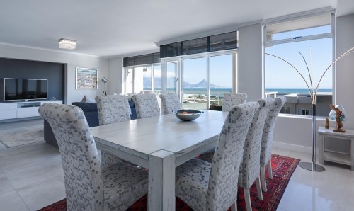 You are currently viewing The Science Behind Feng Shui-Why Energy Ornaments Matter in Modern Living
