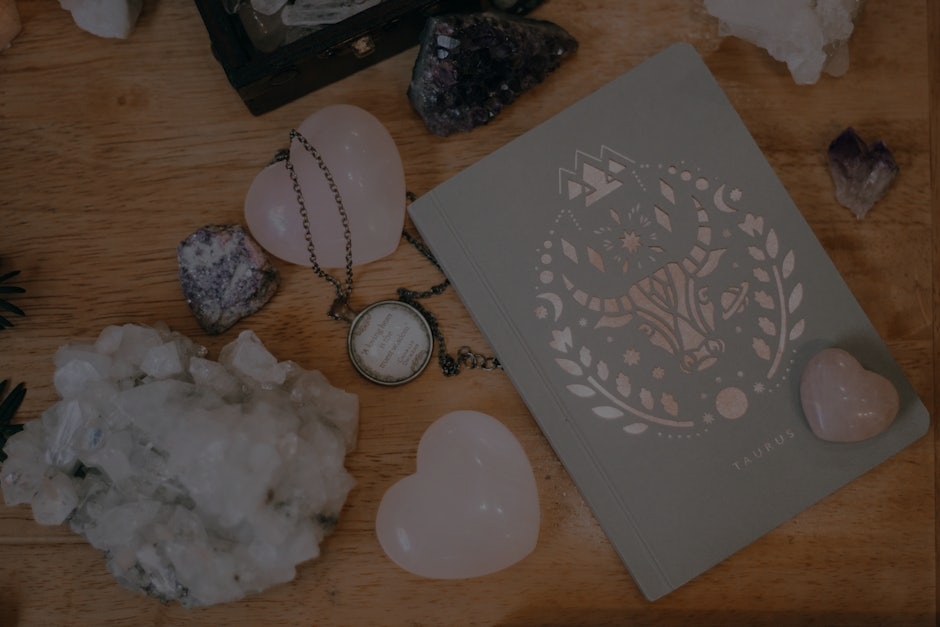 The Ultimate Guide to Feng Shui Crystals-Boosting Energy and Well-being