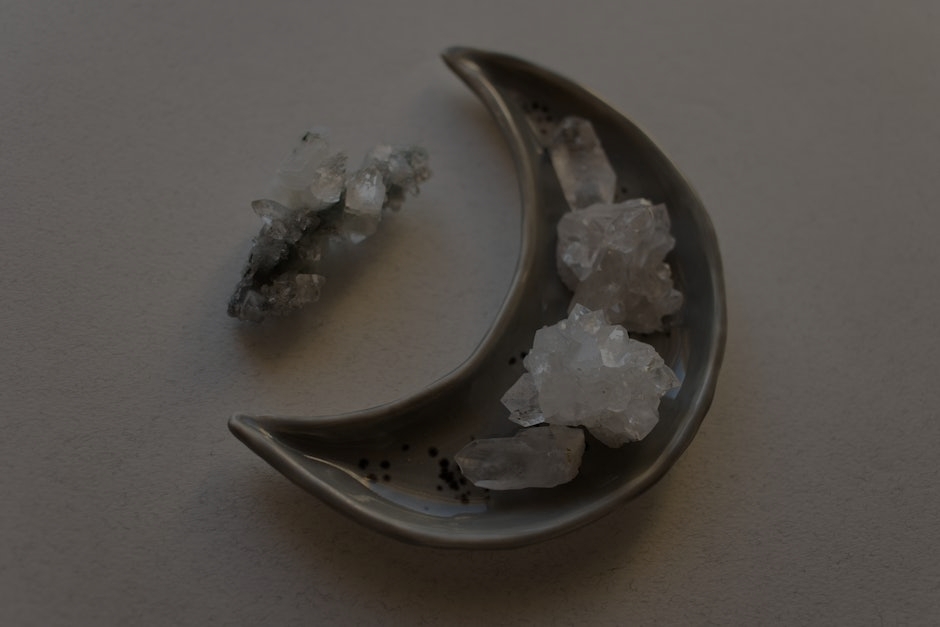 The Ultimate Guide to Feng Shui Crystals for Emotional Balance