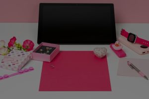 Top 5 Feng Shui Items for a Harmonious Workspace
