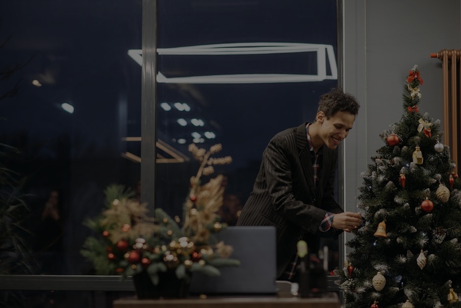 Top 5 Feng Shui Ornaments for Prosperity in Your Office