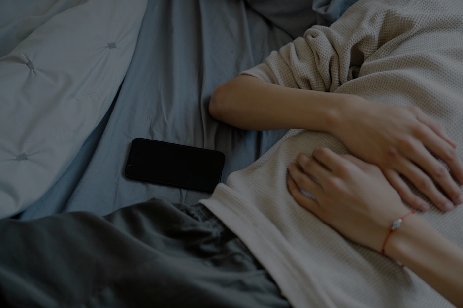 Top 5 Feng Shui Tips for Creating a Balanced Bedroom Environment
