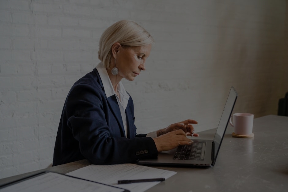 Top Feng Shui Tips for Creating a Harmonious Workspace