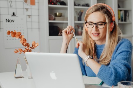 You are currently viewing Transform Your Office with Feng Shui Decor-Tips for Productivity