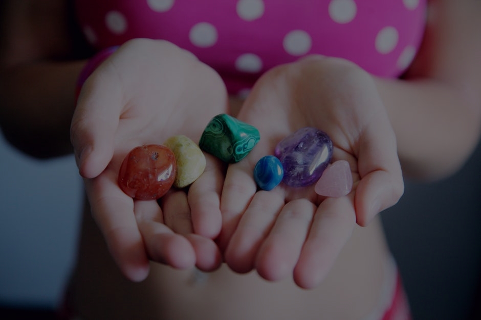 Understanding the Symbolism of Feng Shui Crystals and Stones