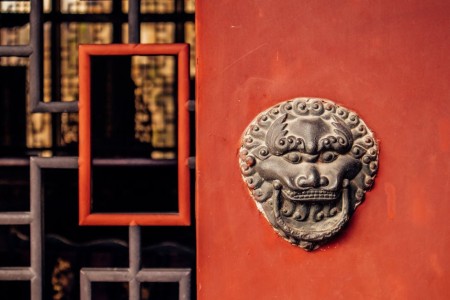 You are currently viewing Understanding the Symbolism of Feng Shui Ornaments-What to Choose and Why
