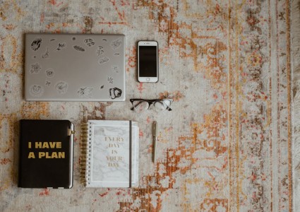 You are currently viewing Unlock Your Creativity-Feng Shui Solutions for Artists and Writers