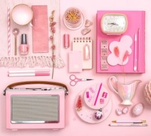 Read more about the article Unlocking Creativity-Feng Shui Items to Inspire Artists and Writers