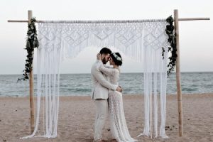 Read more about the article Unlocking Love and Relationships-Feng Shui Items to Enhance Romance