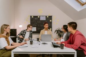 Read more about the article Unlocking Success-Feng Shui Decor Ideas for a Productive Home Office