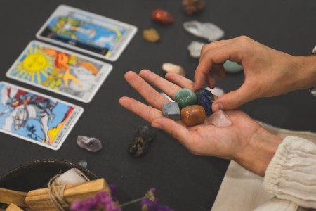 You are currently viewing Unlocking the Benefits of Feng Shui Energy Ornaments for Personal Growth