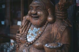 Read more about the article Unlocking the Secrets of Feng Shui-Ornaments That Bring Good Luck
