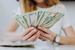 Read more about the article Unlocking Wealth-Feng Shui Items to Attract Financial Abundance