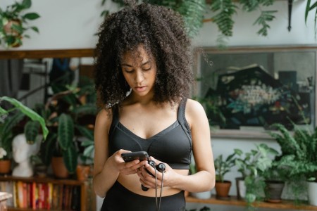 You are currently viewing Using Feng Shui Crystals for Health and Wellbeing-What You Need to Know
