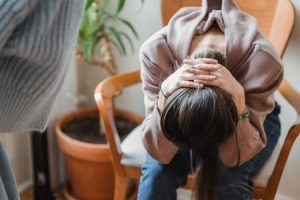 Read more about the article Using Feng Shui Energy Ornaments to Combat Stress and Anxiety